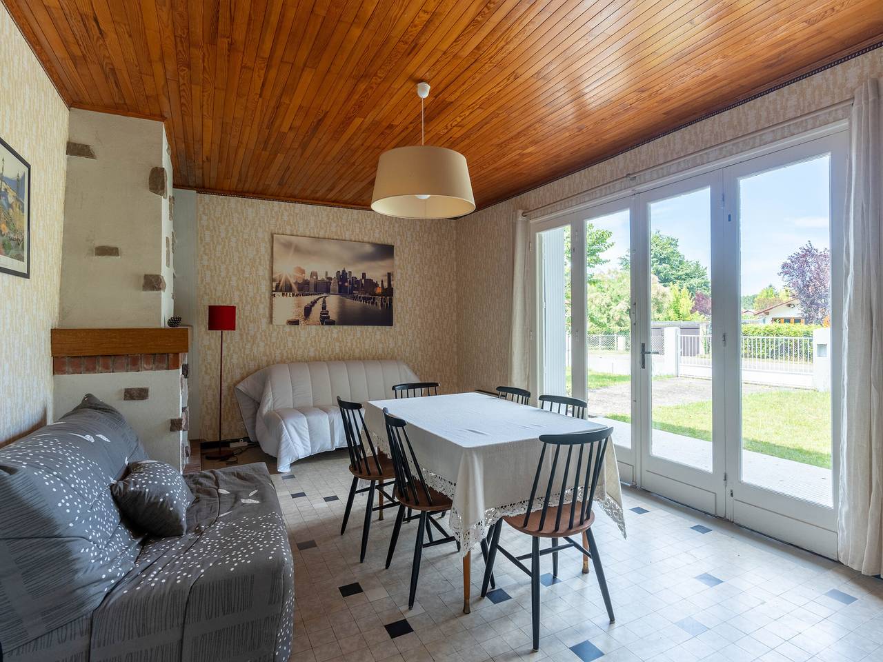 Maison de vacances près du lac d’Aureilhan à 3 km de Mimizan, pour 6 pers. avec grand jardin clôturé in Aureilhan, Côte d’Argent