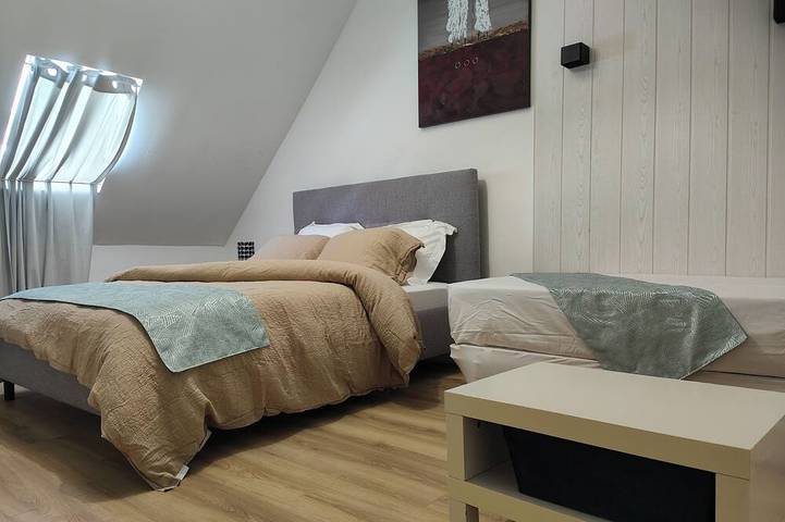 Apartamento entero, L'Écrin Two-bedroom apartment in Villedieu-les-Poêles, Côte de la Déroute