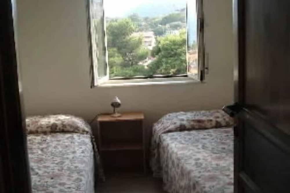 Apartamento entero, Sardinia - Cala Gonone (Nuoro) – Sea & Mountain – 80m Away From The Sea. in Cala Gonone, Dorgali