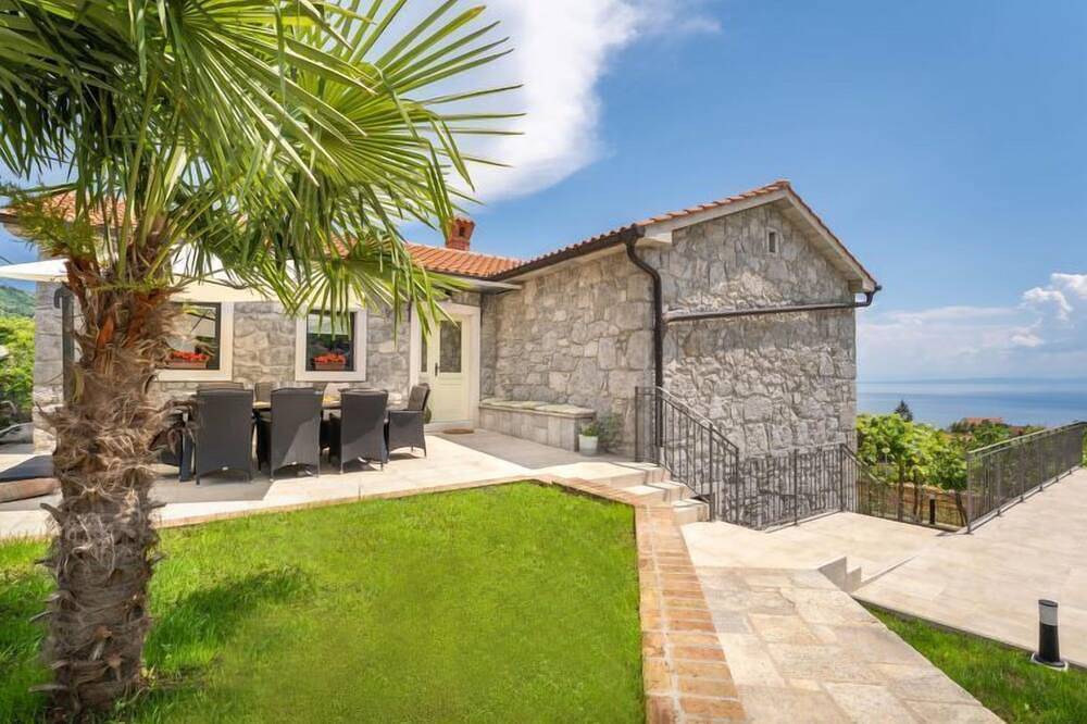 Casa vacanza a Kvarn a partire da 340€ a notte