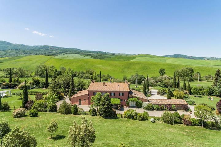 Villa con piscina per 16 persone, con Piscina in Val d’Orcia