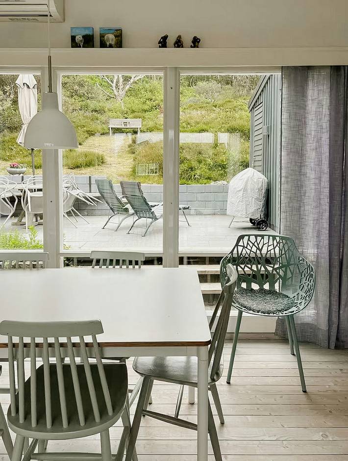 Arkitektritad stuga där hav möter skog i Haverdal in Haverdal, Halland