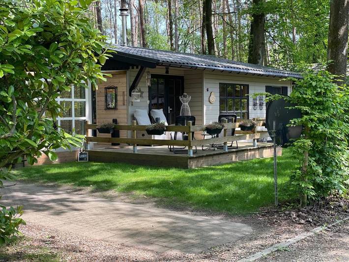 Camping pour 5 personnes, avec jardin et vue