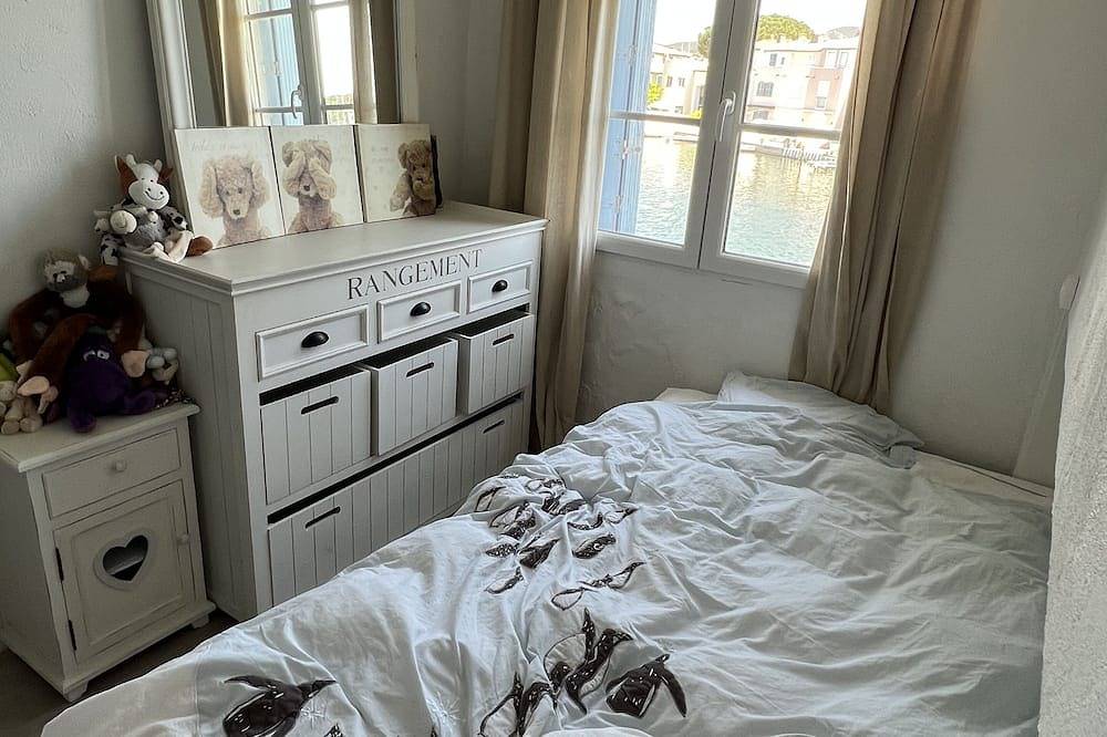 Ganze Wohnung, Port Grimaud Wohnung mit Außergewöhnlichen Blick auf den Golf von St. Tropez in Port Grimaud, Grimaud