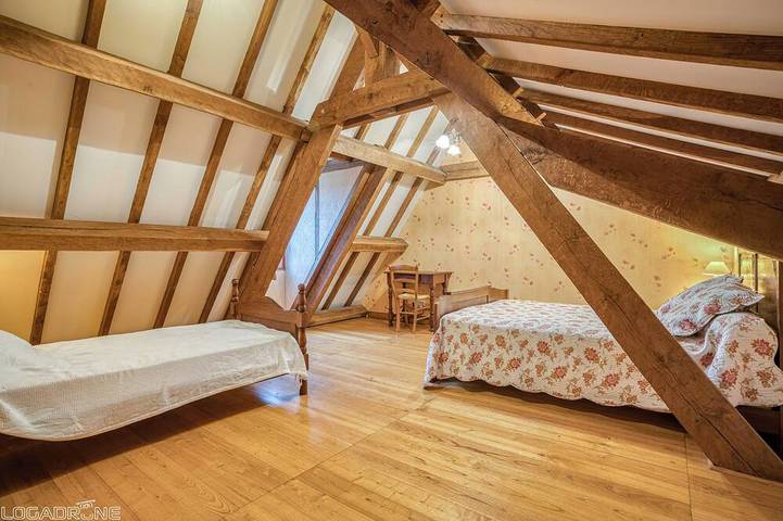 Location de vacances pour 12 personnes, avec jacuzzi à Rampieux - 3