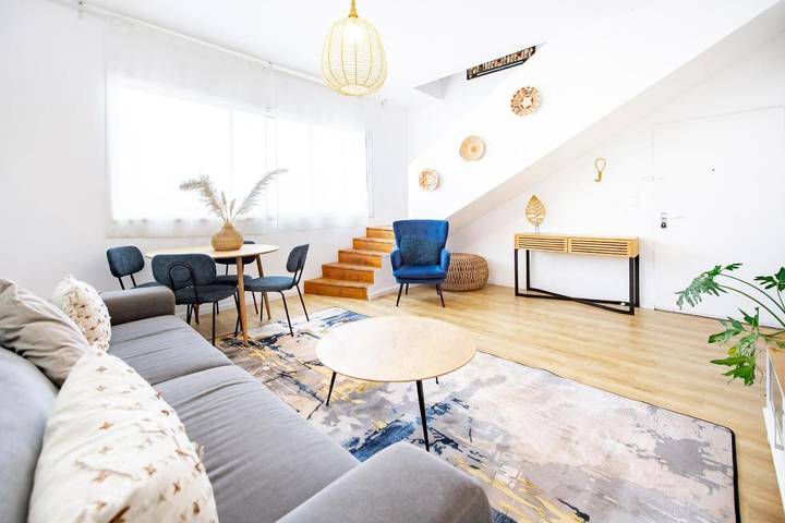 Apartamento de vacaciones para 6 personas, con vistas y balcón - 1