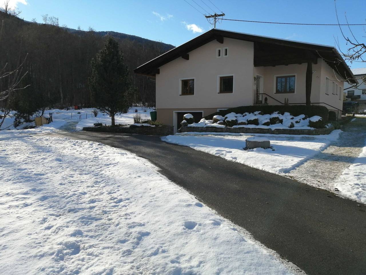 Ganze Ferienwohnung, Apartmenthaus Paradise - Standard Paradise in Götzens, Innsbruck Land