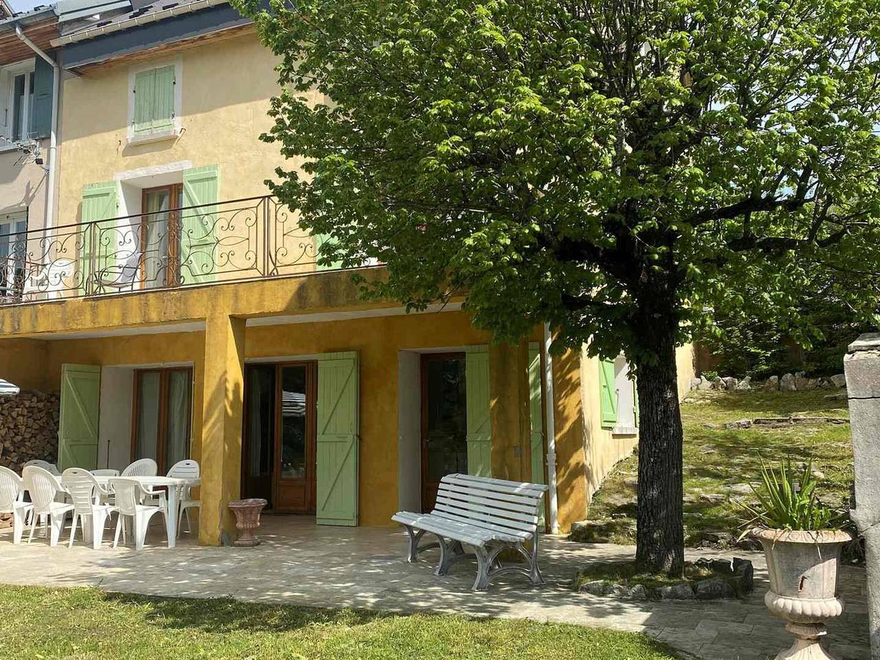 Maison de caractère avec cheminée au centre de Villard de Lans in Villard-de-Lans, Parc naturel régional du Vercors