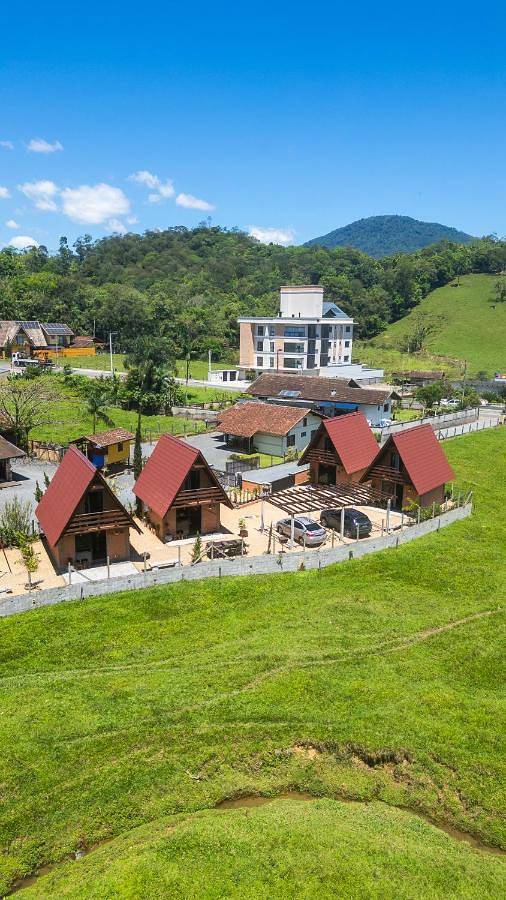 Casas e apartamentos de temporada para 4 pessoas, com vista e jardim, com animais de estimação em Pomerode
