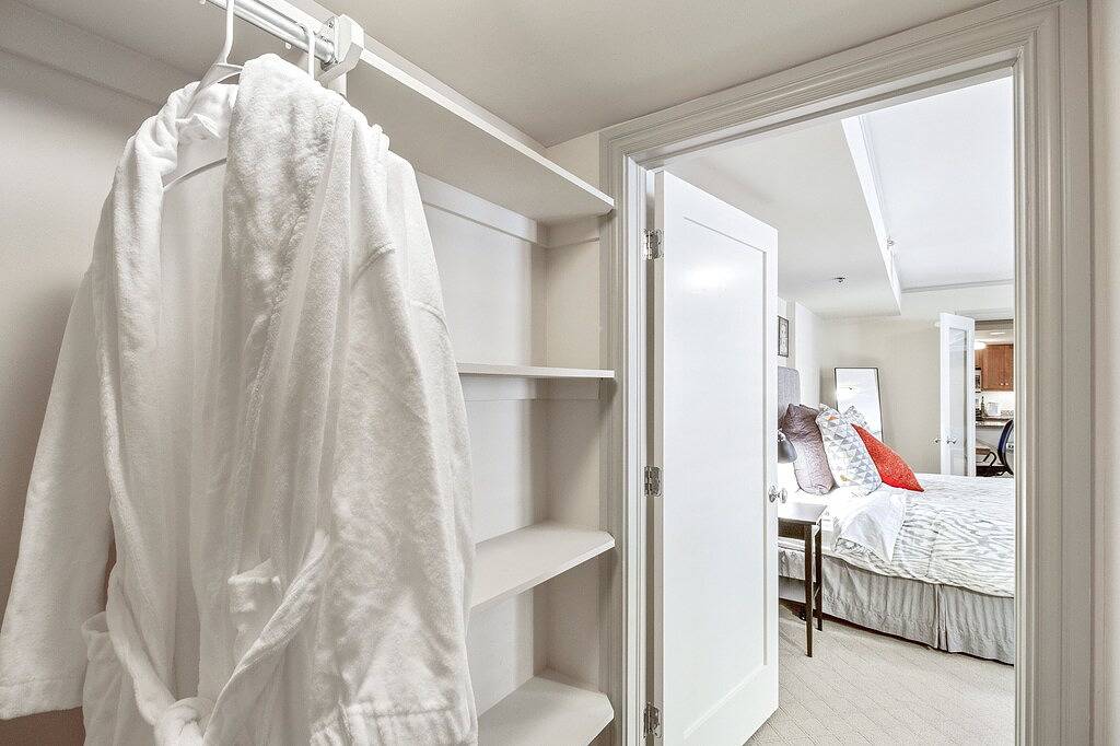 Ganze Wohnung, 1 Schlafzimmer, Modernes Dekor in edlem Midtown Adresse in Oklahoma City, Oklahoma County