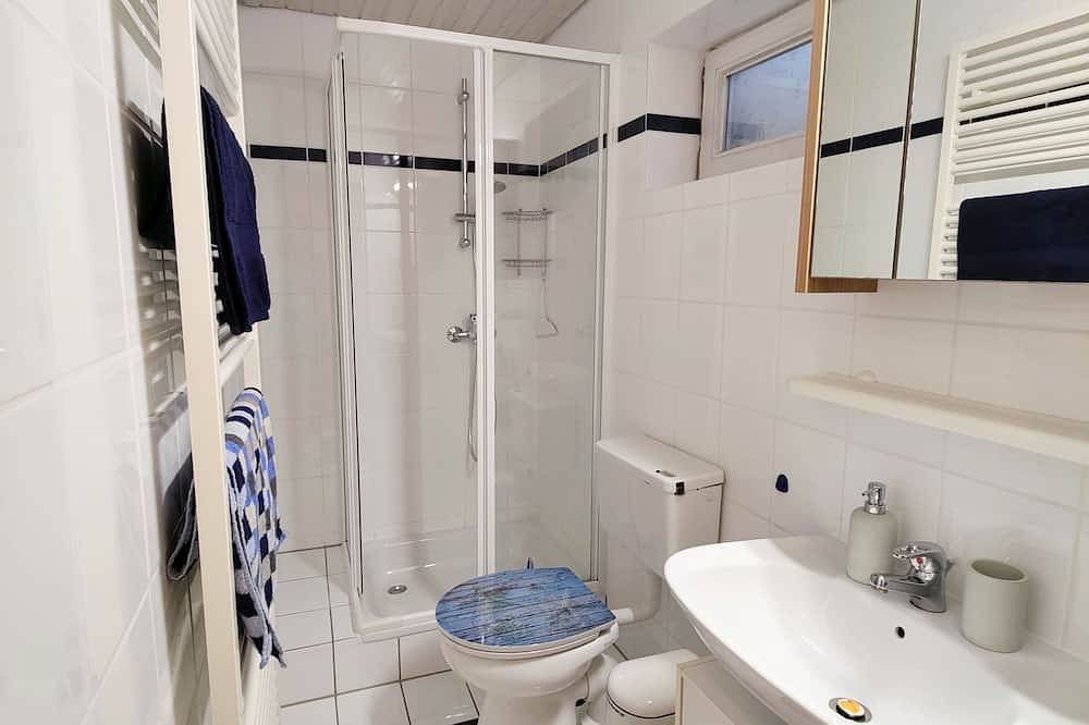 Geheel appartement, Im Idyllischen Naturpark Liegende, Kernsanierte Wohnung in der Gem. Wüstenrot in Wüstenrot, Regio Stuttgart