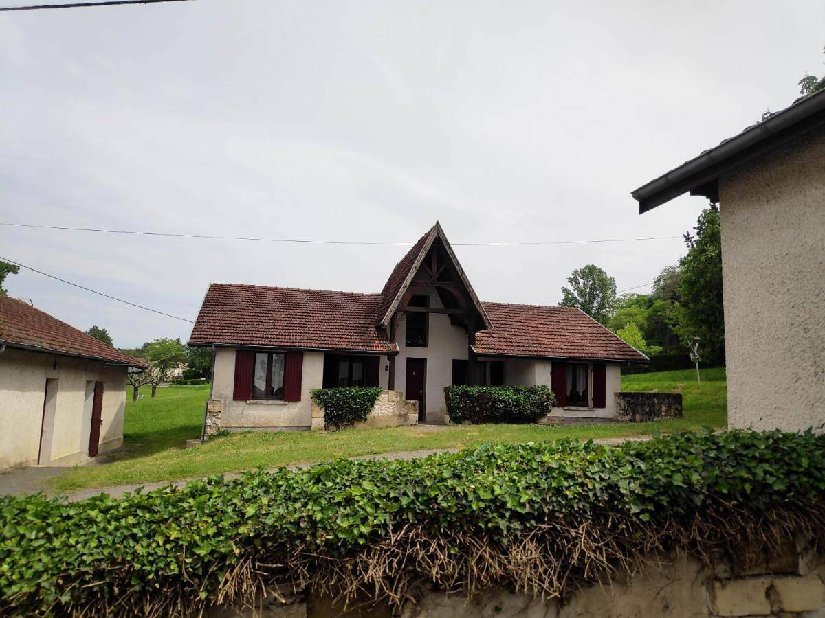 Two-Bedroom House in Castillonnès, Région de Villeneuve-sur-Lot