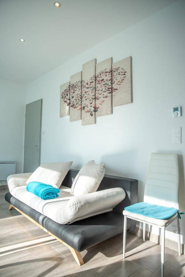 Location de vacances pour 6 personnes, avec piscine et jardin à Villemoustaussou - 4