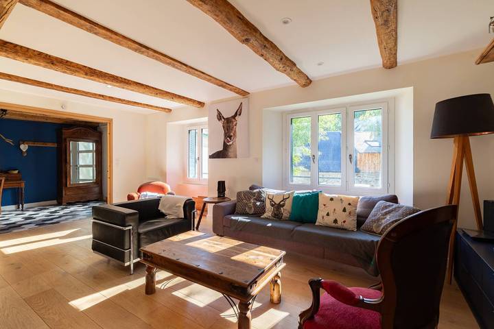 Maison de vacances pour 12 personnes, avec jacuzzi ainsi que jardin et terrasse, adapté aux familles