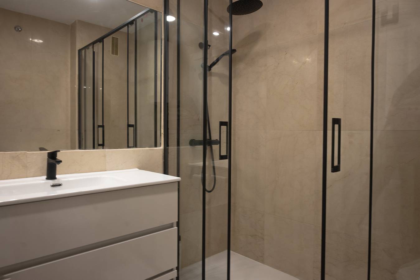 Appartement entier, M Aria: Donde la Tranquilidad y el Diseñ in Fuencarral-El Pardo, Madrid