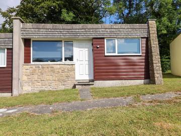 Lodge für 4 Personen, mit Pool und Garten in Cornwall