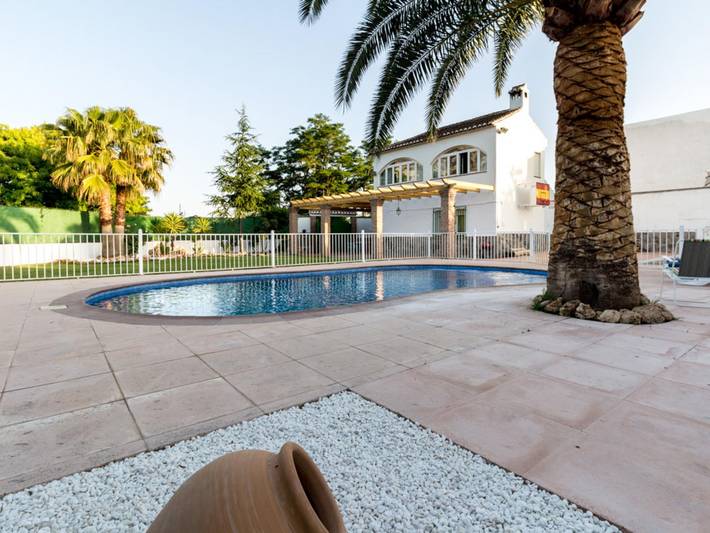 Casa rural para 6 personas, con piscina y jardín en Valle de Lecrín