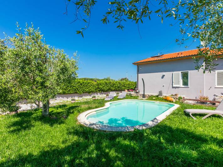Ferienhaus für 5 Personen, mit Garten und Whirlpool in Cecina - 2
