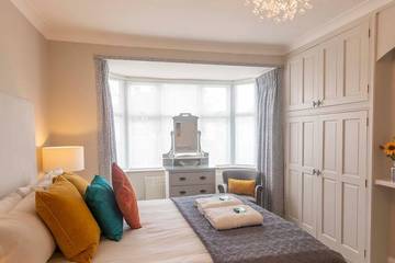 Glamping for 7 People in Hove, Brighton, Photo 1