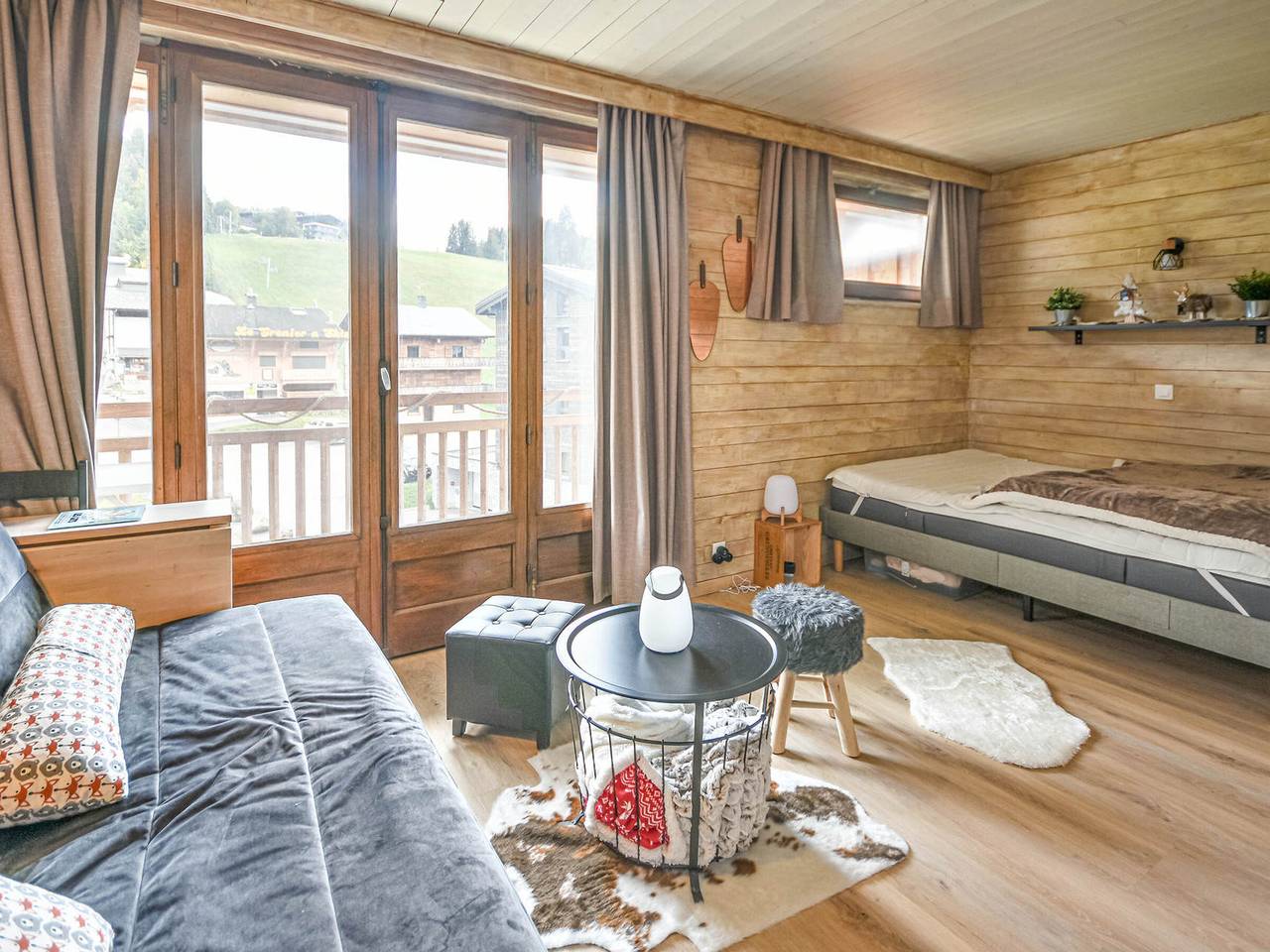 Studio entier, Charmant studio 24m² au cœur des Gets, proche commerces et pistes, balcon exposé Sud in Les Gets, Les Portes du Soleil