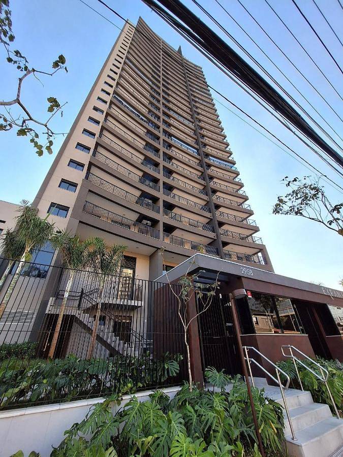 Casas e apartamentos de temporada para 3 pessoas, com sauna e piscina e ainda jardim and balcão em Pinheiros