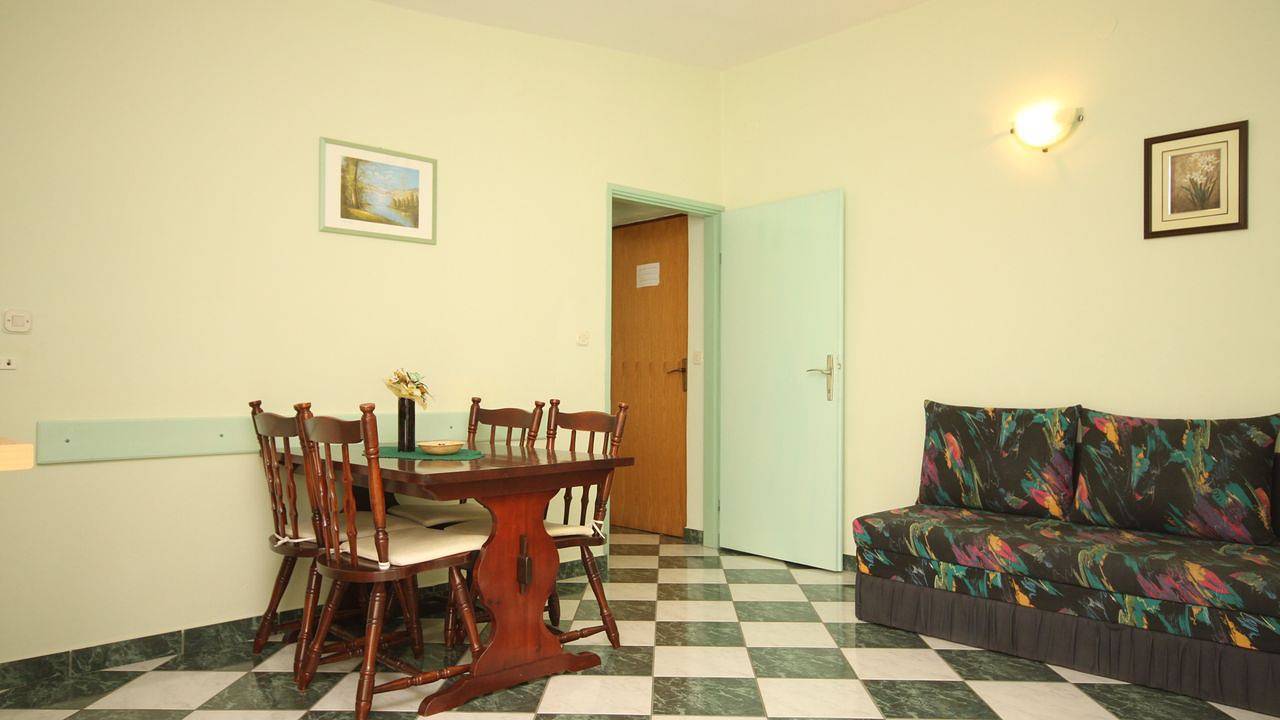 Ganze Ferienwohnung, Ferienwohnung für 4 Personen (34 m²) in Kukljica in Kukljica, Insel Ugljan