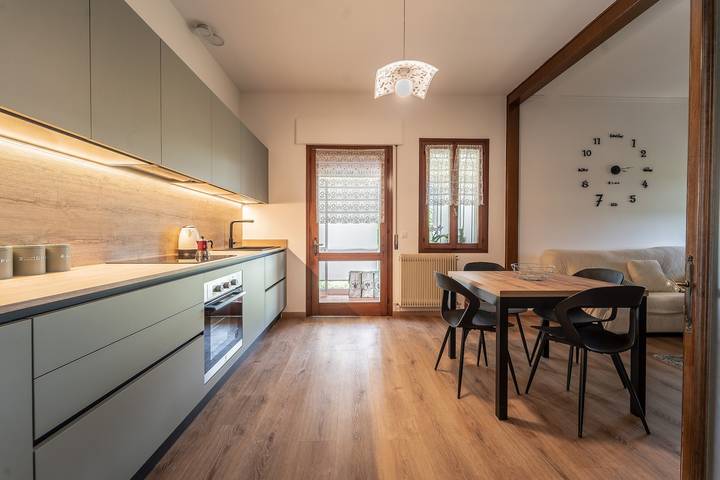 Villa 'Casa Alba D'oro' surrounded by Unesco-listed hills and Prosecco vineyards in Vidor, Treviso Province