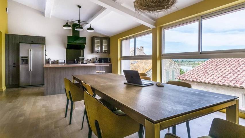 Location de vacances pour 9 personnes, avec Vue sur le lac et Vue à Peyriac-de-Mer