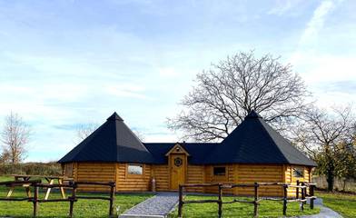 Chalet pour 3 personnes, avec jardin, animaux acceptés dans les Ardennes