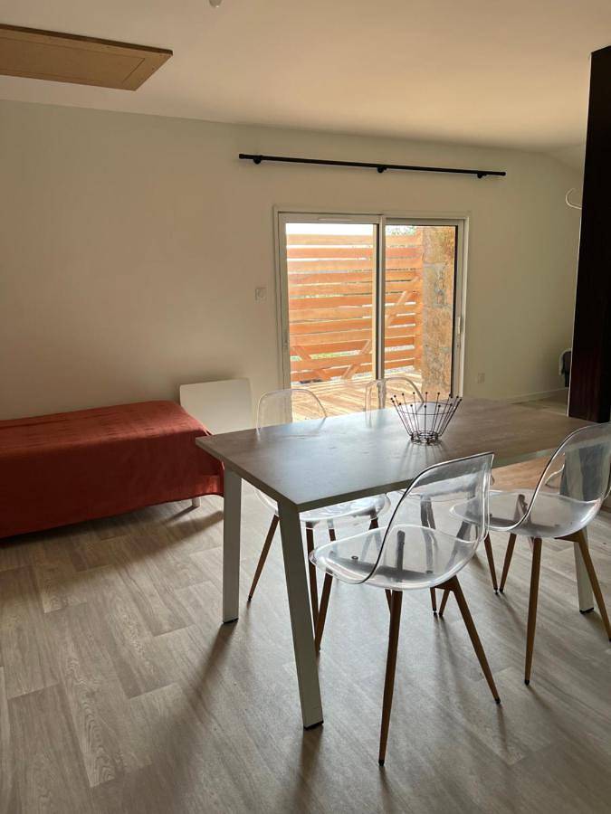 Chambre d’hôte pour 2 personnes, avec jardin ainsi que terrasse et vue dans Sèvremont - 4