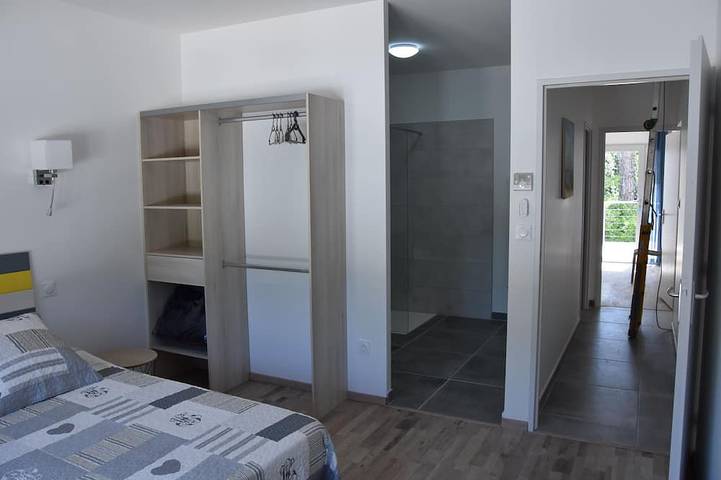 Location de vacances pour 8 personnes, avec Jacuzzi ainsi que Terrasse et Jardin dans Plage de la Plaisance - 2