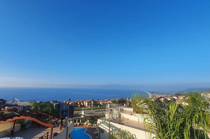 Appartamento intero, Sea View Apartment - Superbly Located in Pizzo, Calabria in Pizzo, Provincia di Vibo Valentia