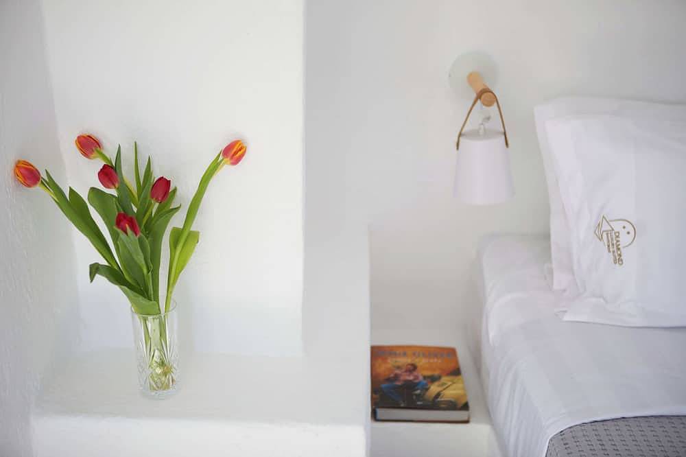Suite with Caldera View in Oia, Santorin