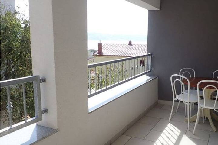 Ferienwohnung für 4 Personen, mit Terrasse in Starigrad Paklenica - 4