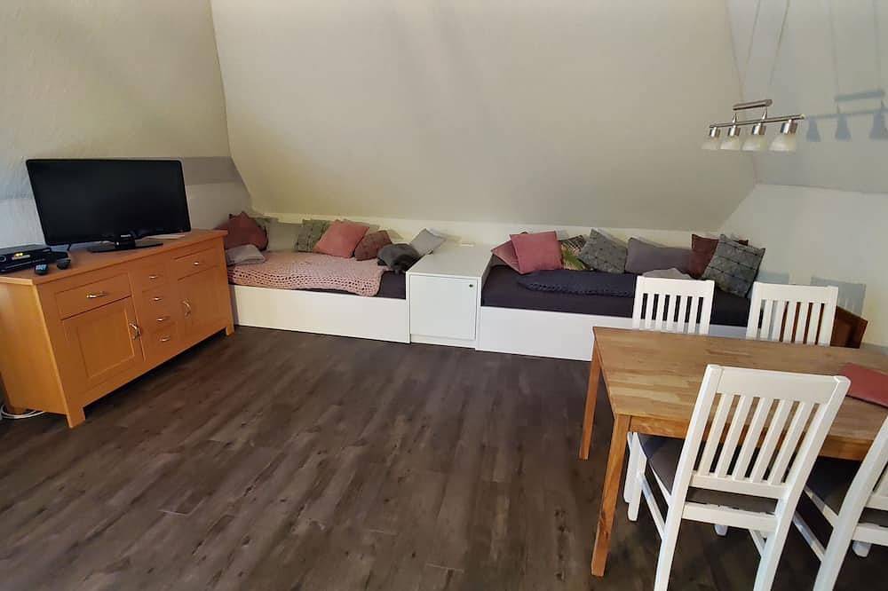 Ganze Wohnung, Haus Stal Huk, Möhlenstieg 4, Og li. in Nieblum, Föhr