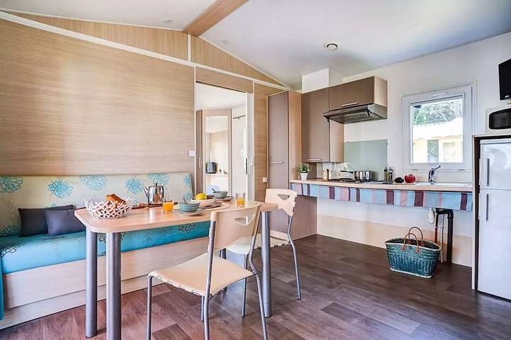 Mobil home pour 4 personnes dans Plage de Pont-Mahé