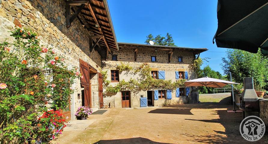 Le Moulin in Saint-Bonnet-des-Bruyères, Villefranche-sur-Saône region