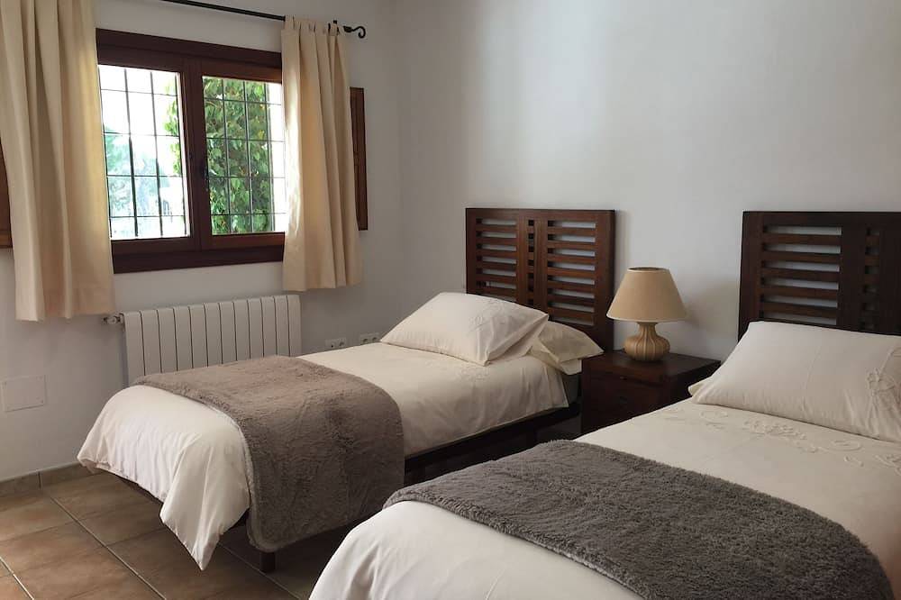 Gîte de charme, environnement rural et naturel \"idéal pour les familles\" in Santa Eulària des Riu, Ibiza de l'Est
