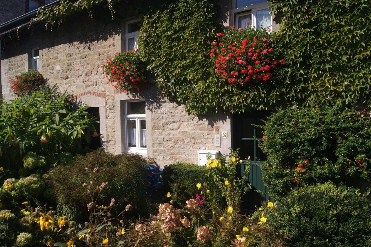 Ganze Wohnung, Apartment - Ground Floor in Kornelimünster/Walheim, Aachen