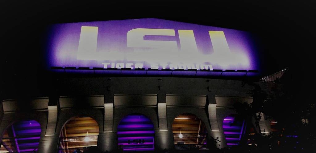 Ganze Wohnung, Glattes Downtown Condo, schnell zu Lsu,, Mid-City in Baton Rouge, East Baton Rouge Parish