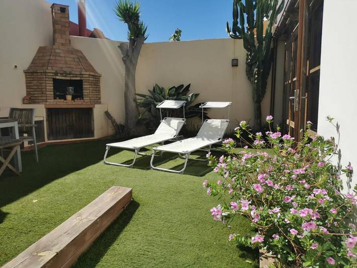 Ferienhaus für 5 Personen, mit Balkon und Terrasse sowie Garten in Playa del Hombre