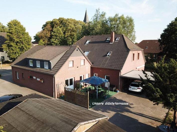 Ferienwohnung für 4 Personen, mit Terrasse und Garten