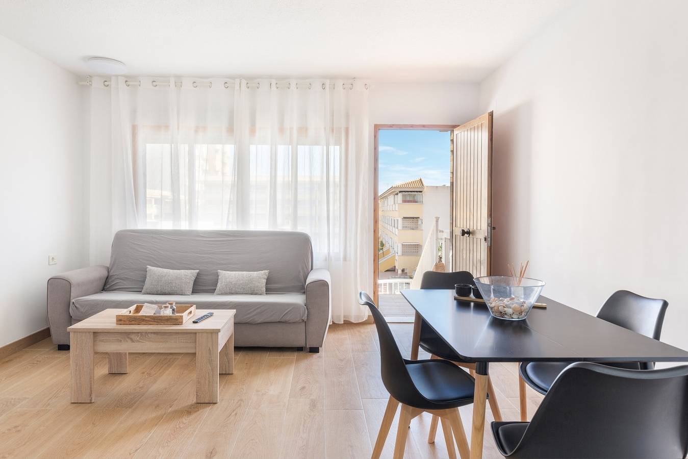 Entire apartment, Apartment 'Arena De 2 Mares' with Sea View, Shared Pool and Private Terrace in San Javier, Costa Cálida