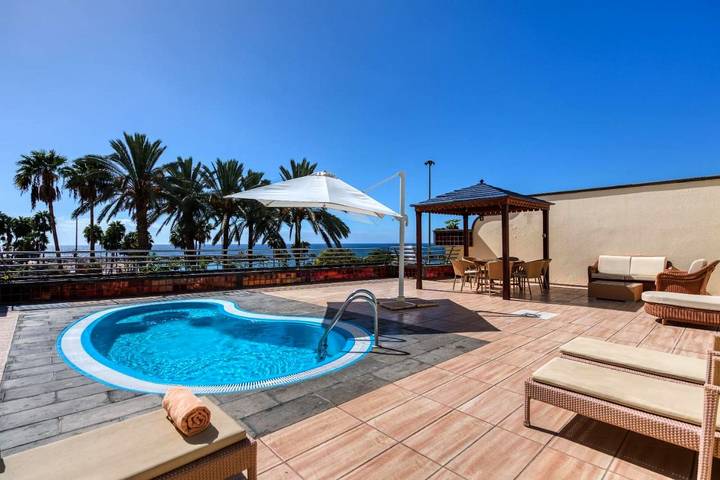 Apartahotel para 4 personas, con balcón además de piscina y vistas en Gran Canaria Sur