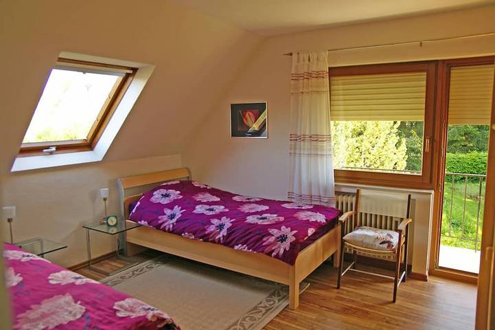 Ferienhaus für 4 Personen, mit Balkon und Garten in Alf - 2