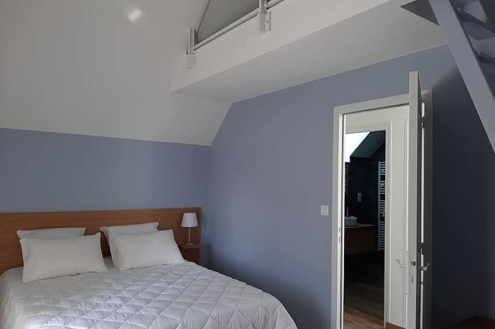 Gîte pour 5 personnes, avec Balcon/Terrasse ainsi que Terrasse et Jardin à Montebourg - 2
