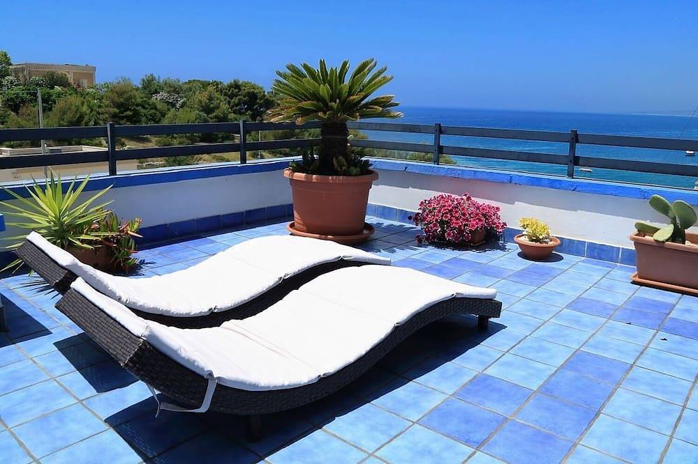 Entire apartment, Blue Bay House in Marina di San Gregorio, Patù