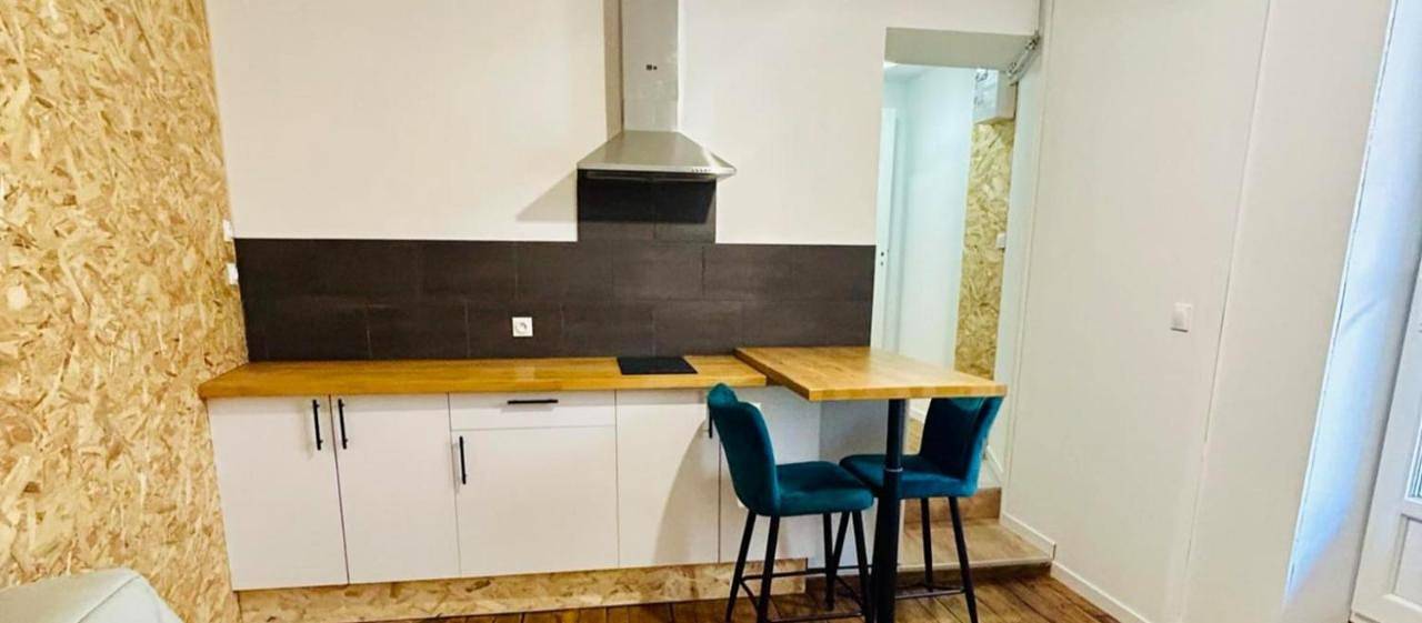 Appartement entier, One-Bedroom Apartment in Aurillac, Région d'Aurillac