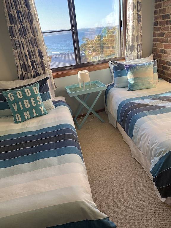 Ednas Meerblick \"Das Juwel der Saphirküste\" Jetzt mit Wlan in Pambula Beach, New South Wales