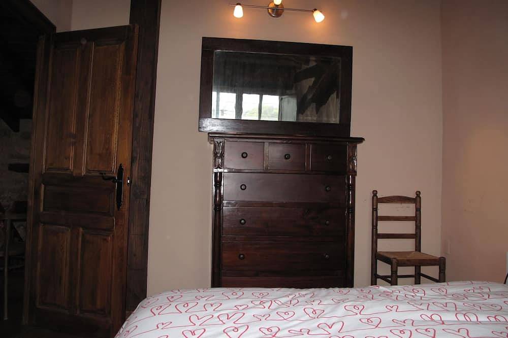 Rural House in Picos de Europa for Four or Five People in Alles, Peñamellera Alta